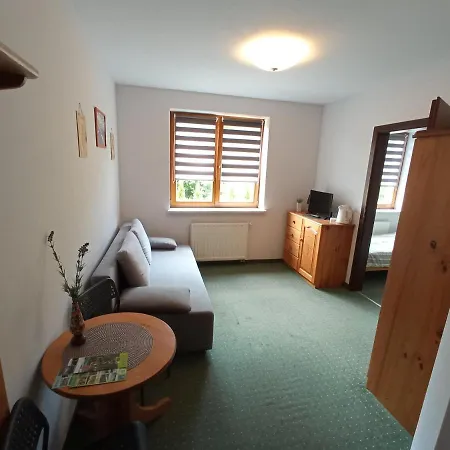 Avanti - Zielony Zakatek Apartamenty I Pokoje Z Lazienkami Kuchnia Parking Krynica Zdroj Exterior photo