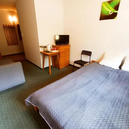 Avanti - Zielony Zakatek Apartamenty I Pokoje Z Lazienkami Kuchnia Parking Krynica Zdroj Exterior photo