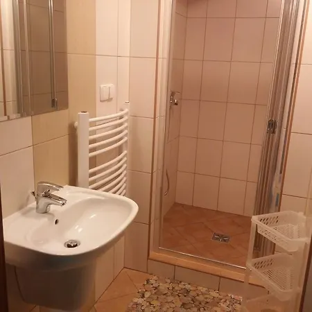 Avanti - Zielony Zakatek Apartamenty I Pokoje Z Lazienkami Kuchnia Parking Krynica Zdroj Exterior photo