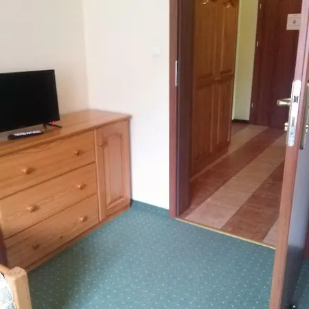 Avanti - Zielony Zakatek Apartamenty I Pokoje Z Lazienkami Kuchnia Parking Krynica Zdroj Exterior photo