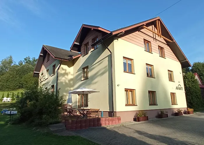 Avanti - Zielony Zakatek Apartamenty I Pokoje Z Lazienkami Kuchnia Parking