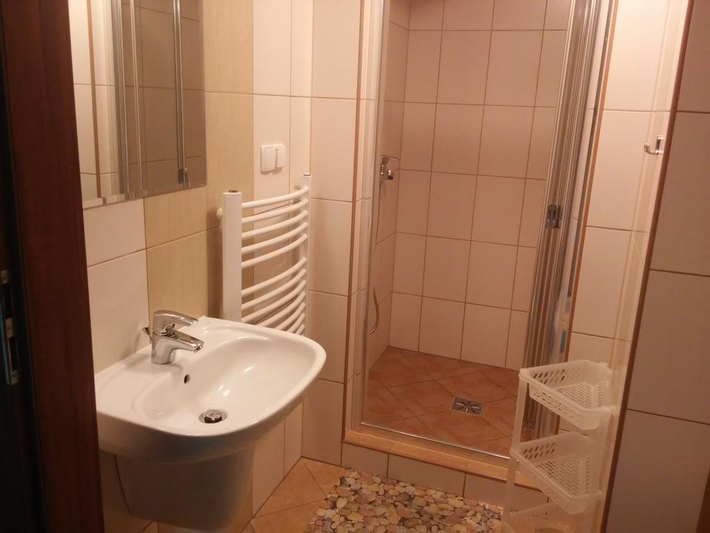 Avanti - Zakatek I Z Lazienkami Kuchnia Parking Apartment
